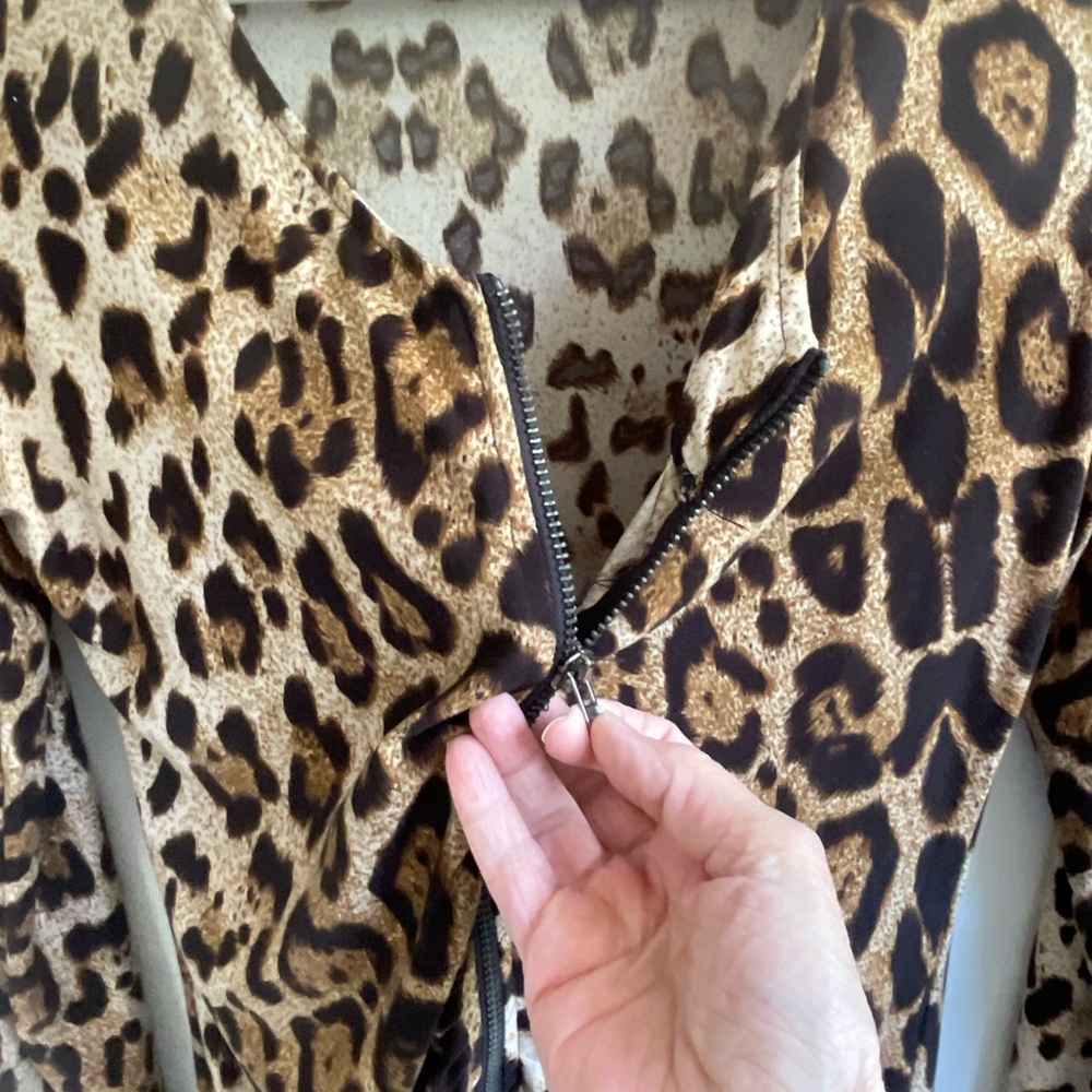 BROWN BLACK CREAM LEOPARD PRINT LOMG SLEEVE DRESS EXPOSED ZIPPER FRONT CLOSURE - Picture 8 of 9